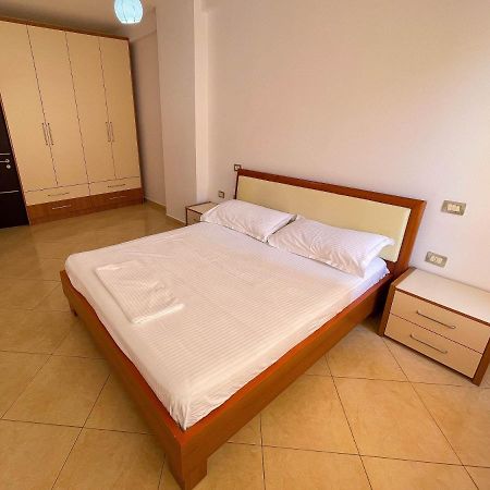 Aulona'S Apartment Vlorë Eksteriør bilde